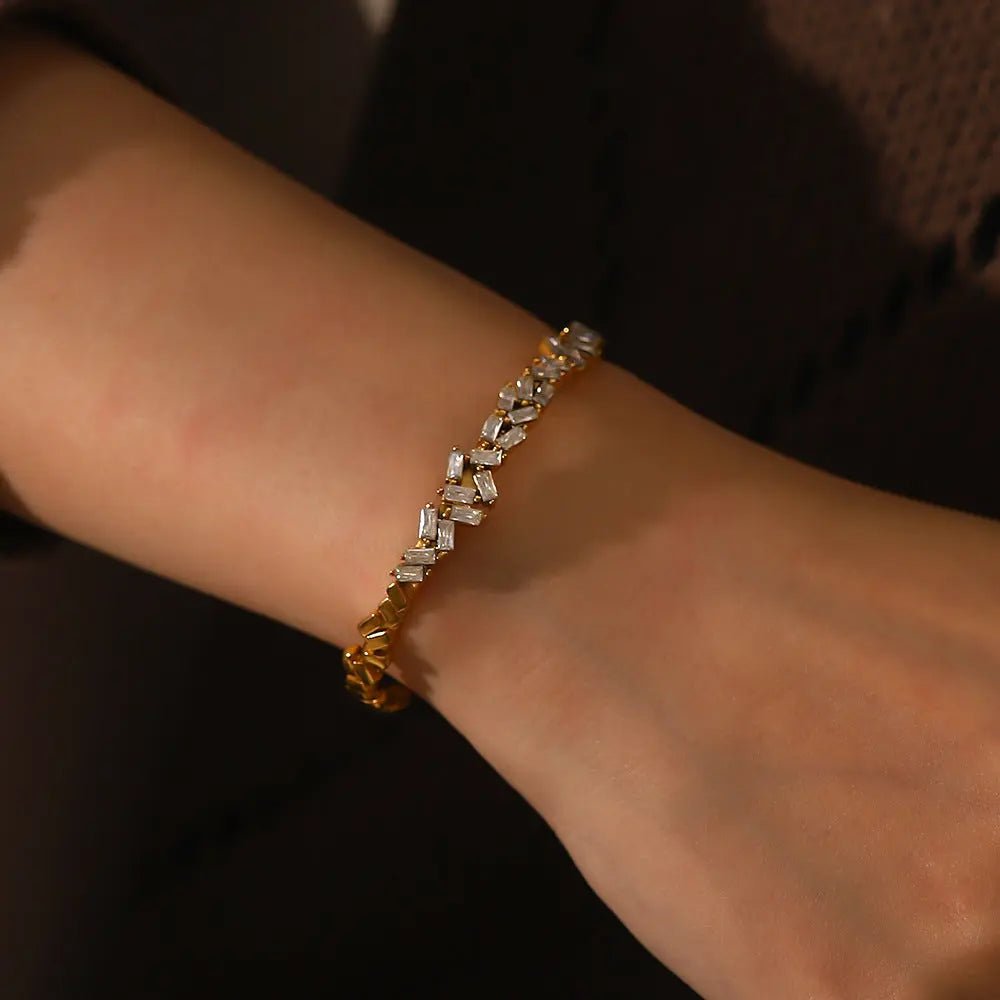 Emma - Elegante vergulde gouden armband met zirkonia - River Mode