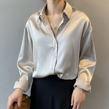 LINA | Vintage zijden blouse met elegante uitstraling