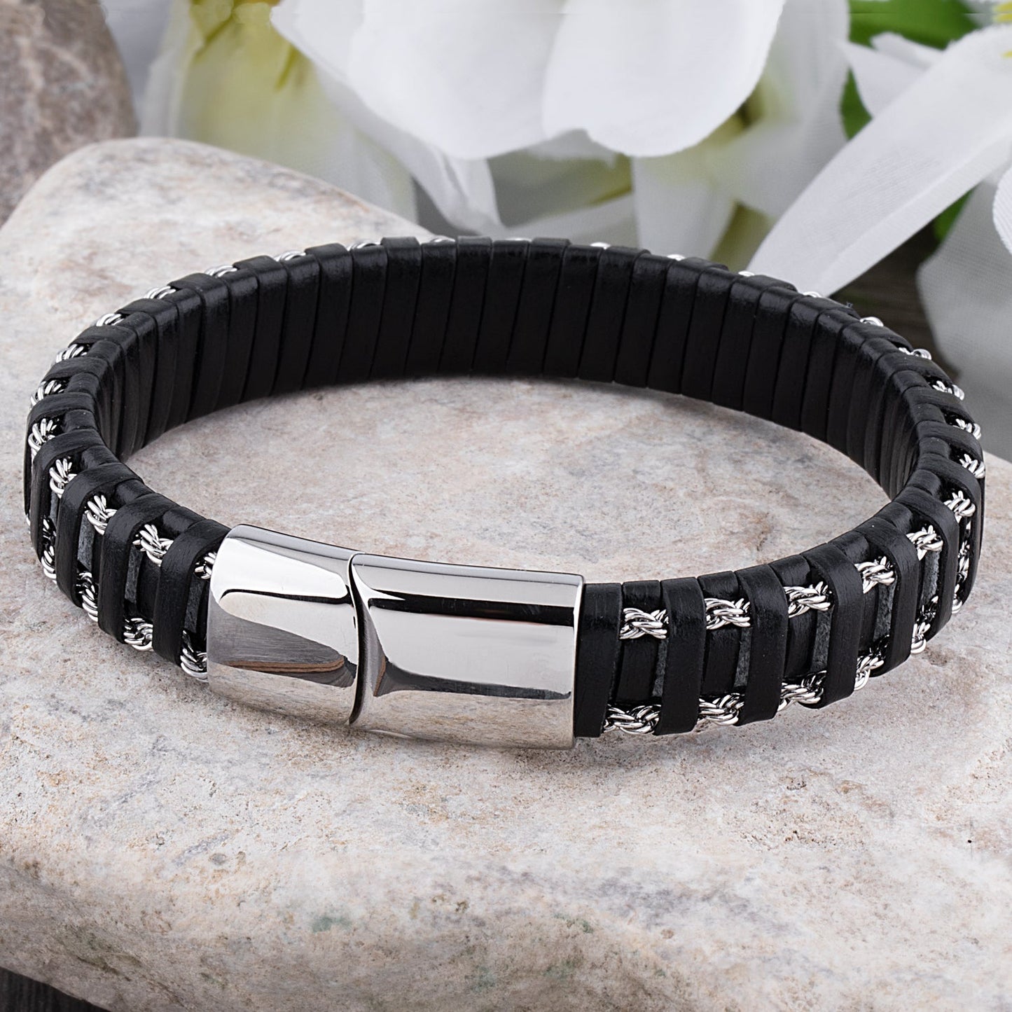 Lars – Stoere leren armband met roestvrijstalen sluiting - River Mode